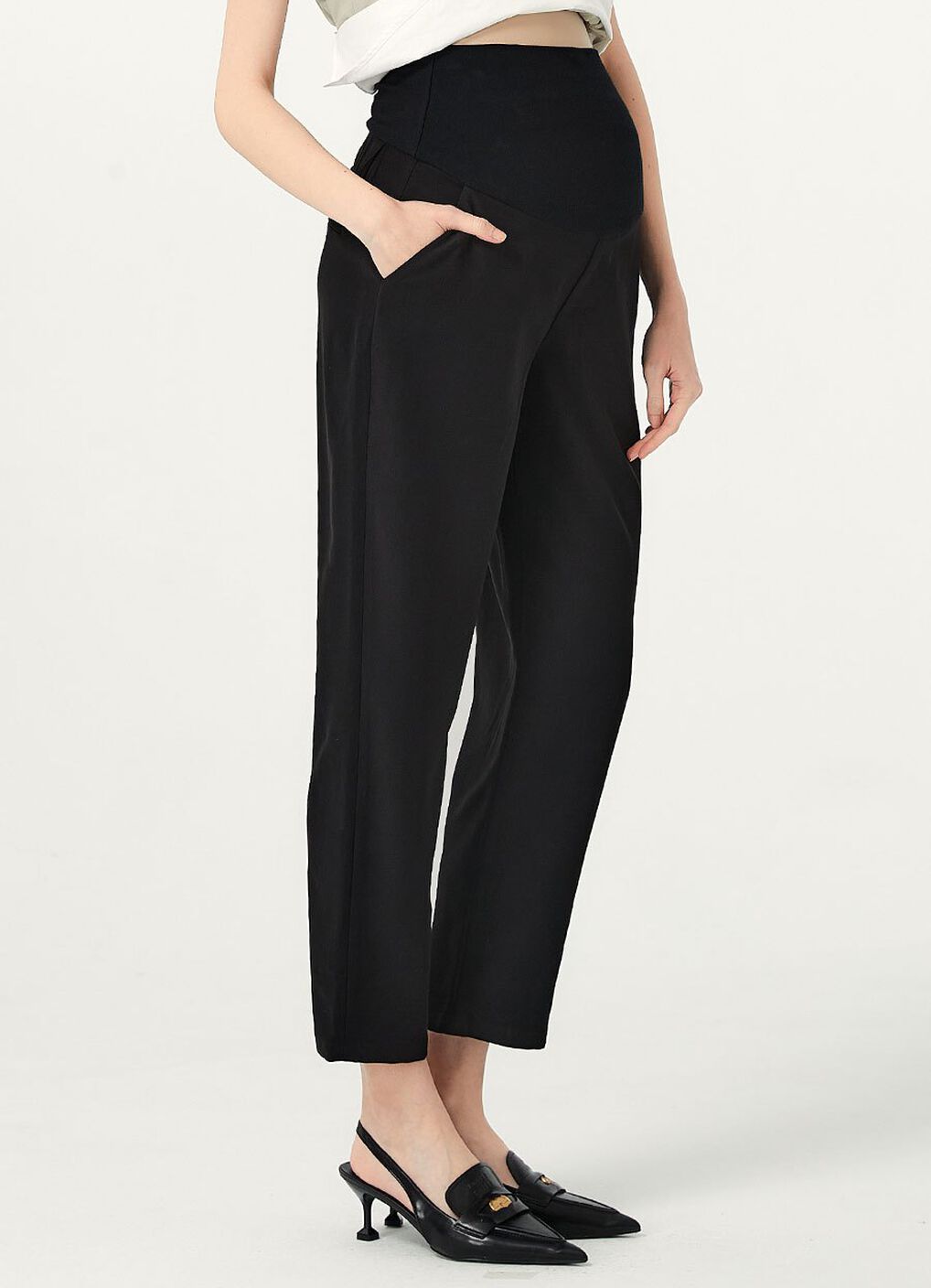 Cropped Maternity Slim Pants, Black, hi-res image number 2