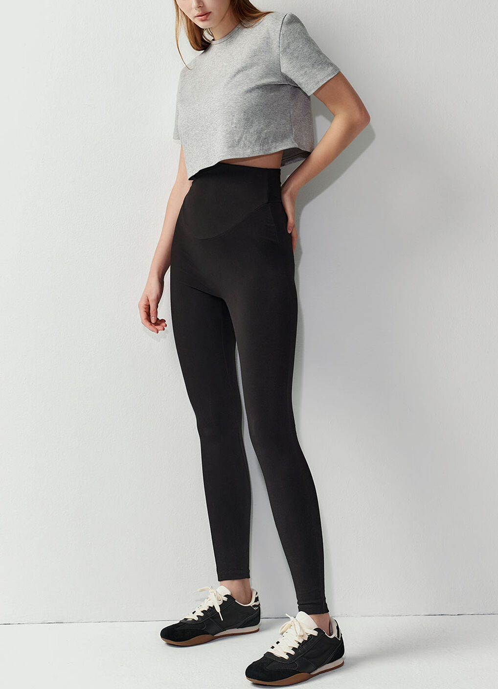 Ultra-Stretch Maternity Leggings, Black, hi-res image number 3