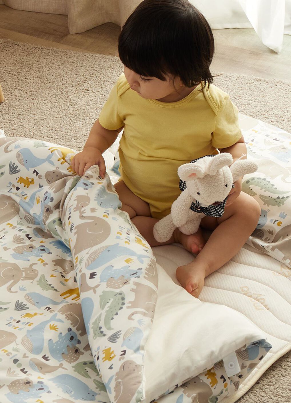 Optimum Temp. Antibacterial Summer Quilt- Animals, , hi-res image number 1