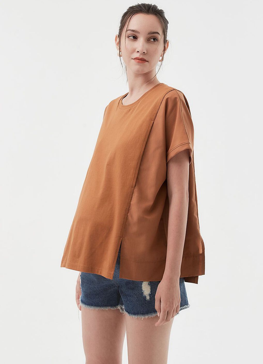 Raw Hem Maternity Denim Shorts, , hi-res image number 4