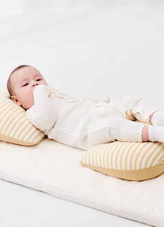 Non-toxic Maternity Support Seashell Pillow, , hi-res