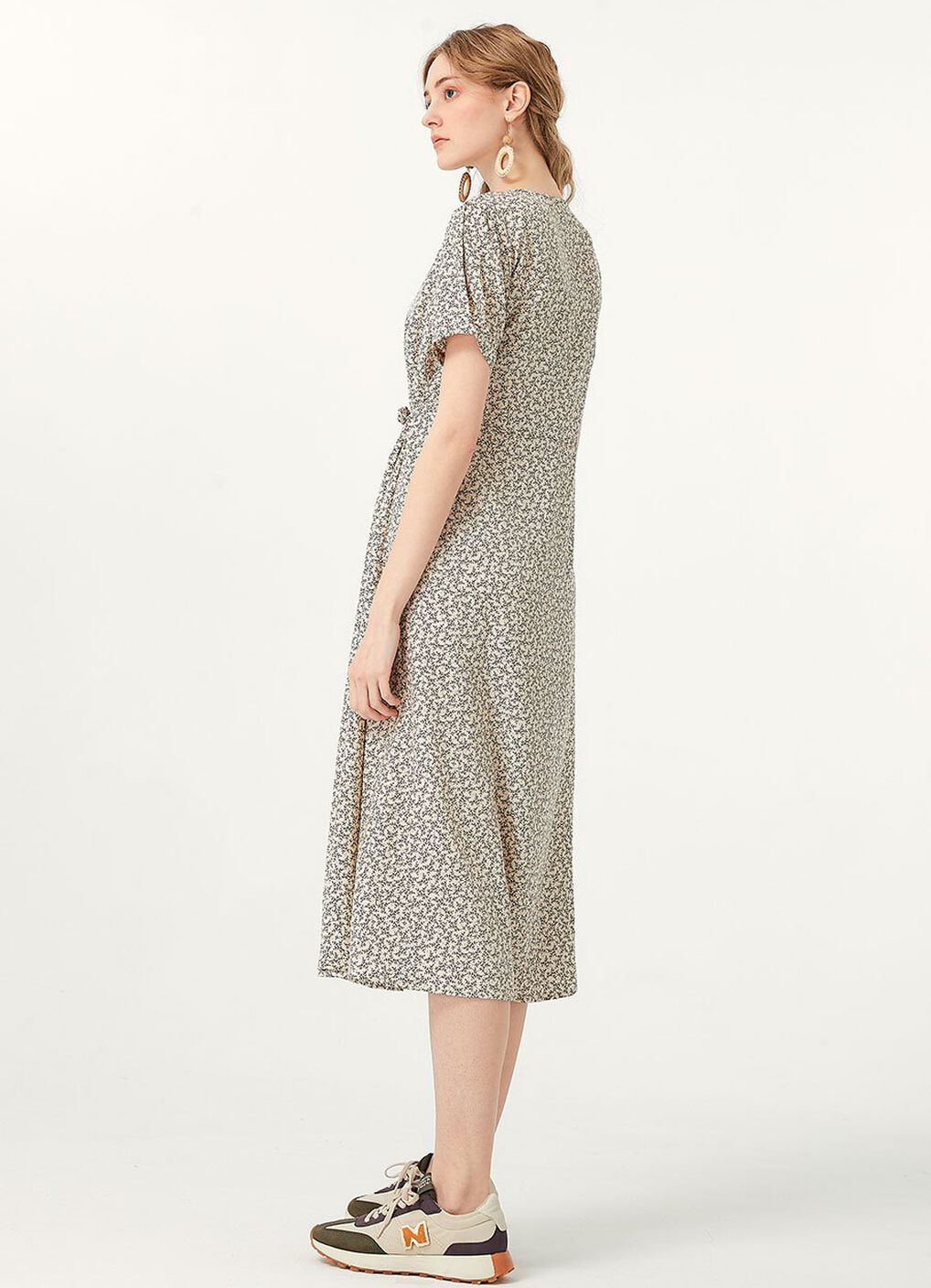 Floral Print V-Neck M&N Dress, , hi-res image number 4