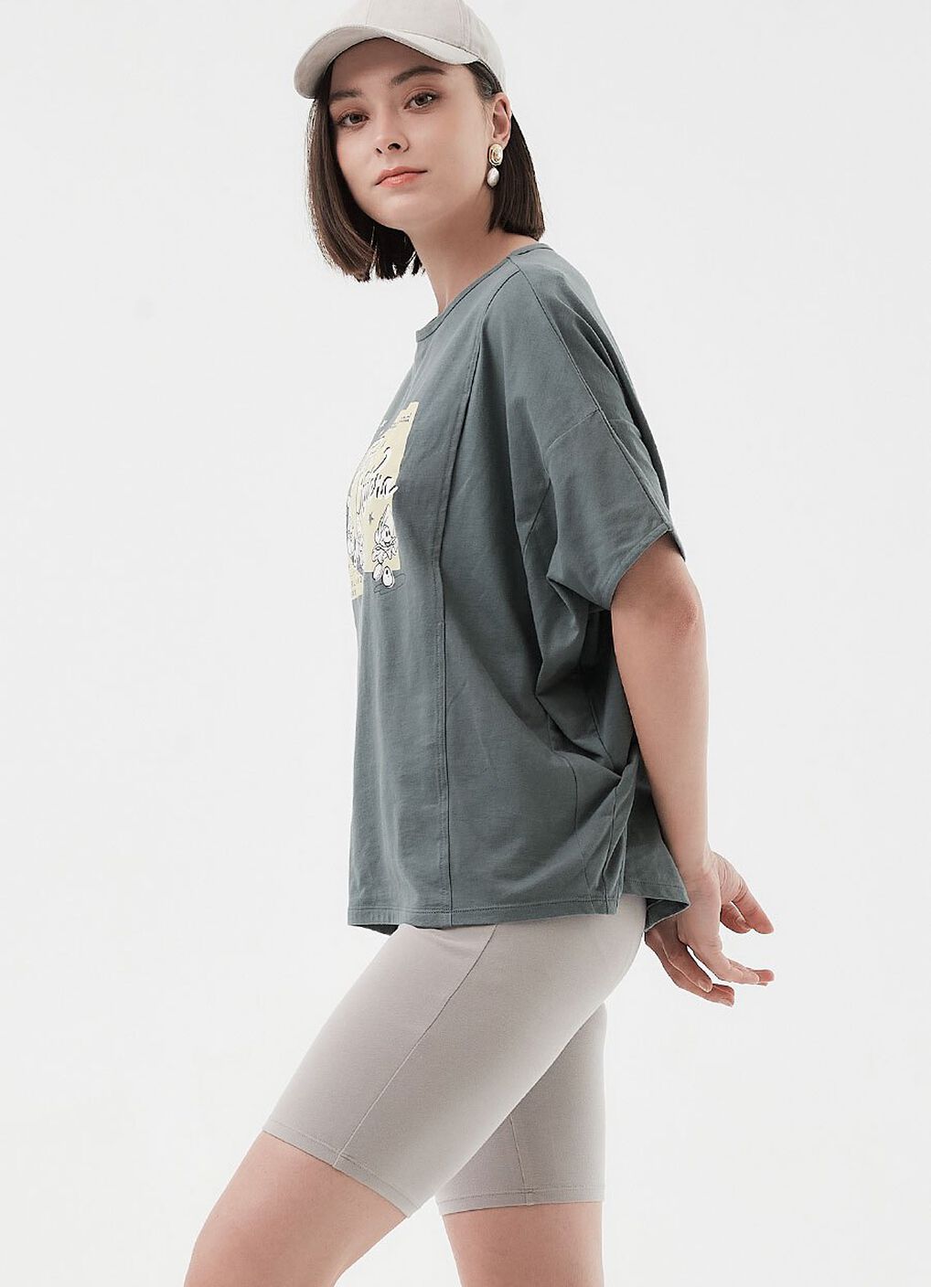 Ultra-Stretch Maternity Biker Shorts, Silver, hi-res image number 4