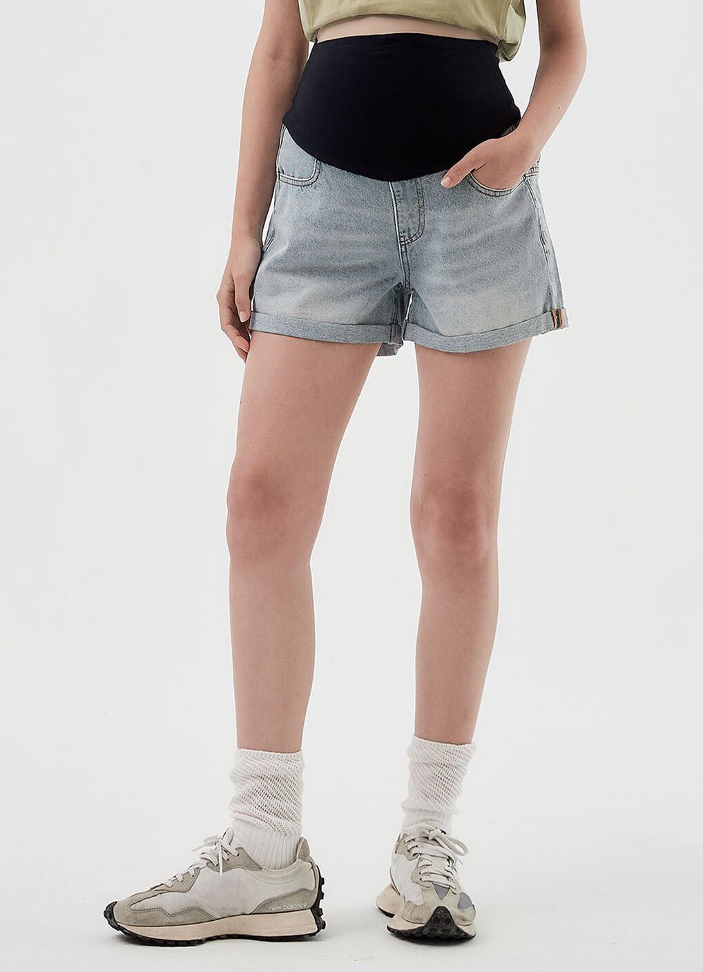 Cuffed Maternity Denim Shorts, Light Blue, hi-res image number 1