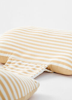 Non-toxic Maternity Support Seashell Pillow, , hi-res